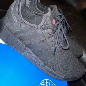 Adidas Originals Primeblue NMD R1 Black Solar Pink Sneakers